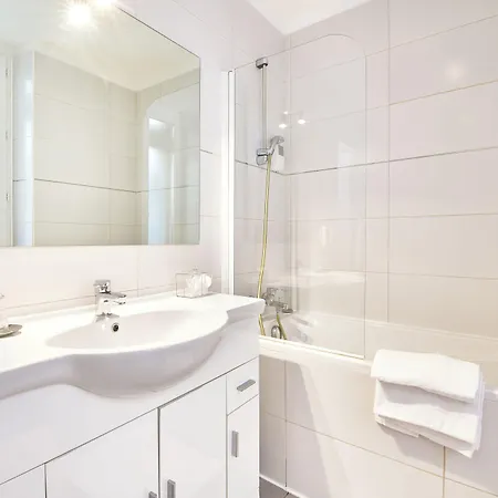 Hotel Du Vieux Port Saint-Raphaël