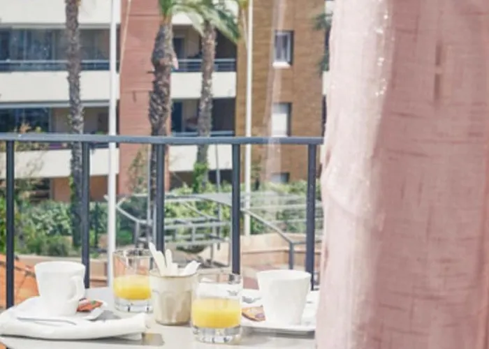 Du Vieux Port Otel 3*